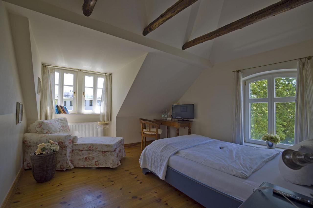 Hotel Hochzeitshaus Aurich Kültér fotó